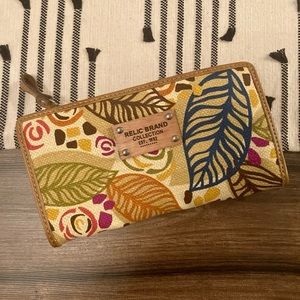 Relic Leaf Print Wallet